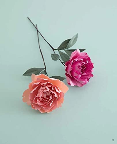 Beautiful 3D flowers made of paper